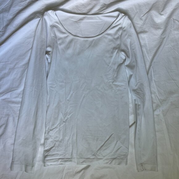 Elietian long sleeve white scoop neck t-shirt, size OS fits most - Picture 4 of 4
